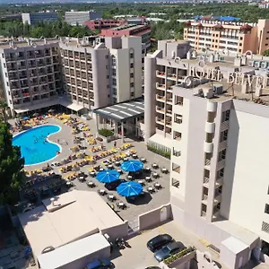 Ohtels Belvedere Szálloda